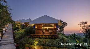 Della Racecourse Township