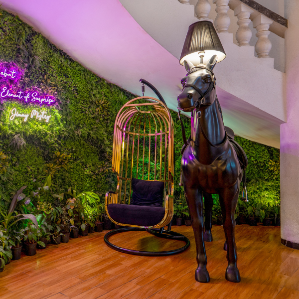 1.VITA horse floor lamp 95 LIGH2165