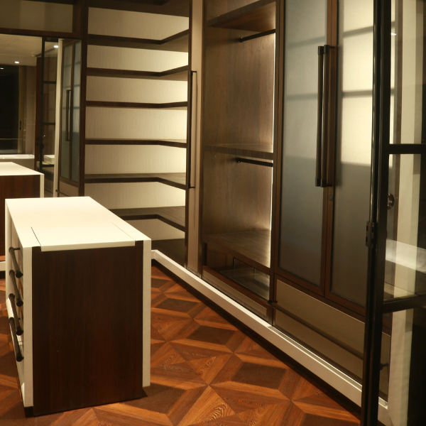 4-Khaawar Walk-In Wardrobe HOME53562
