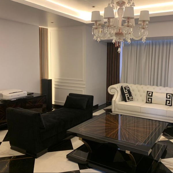 Della Bedrooms Luxury Abarjaa Collection Ottoman Product Image