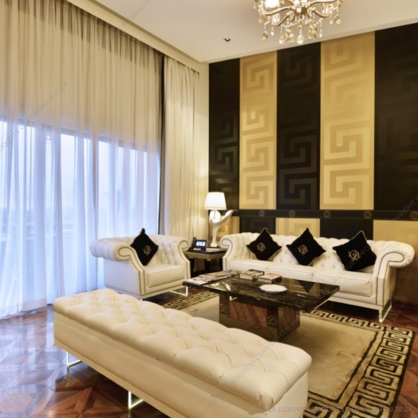 Aria Ottoman