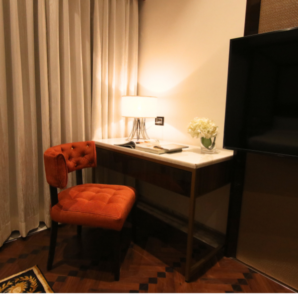 Boismortier Table Lamp