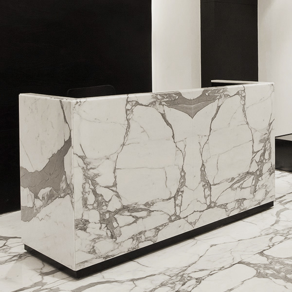 Olympias Reception Desk