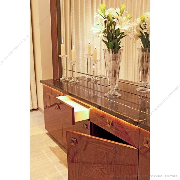 Titania Buffet Unit