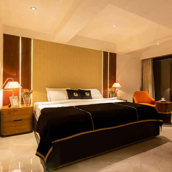 Della Luxury Lights Santamaria Collection