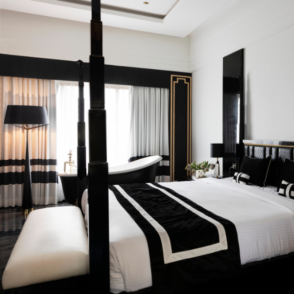 Della Luxury Decorative Light Turrentine Collection Features Image 4