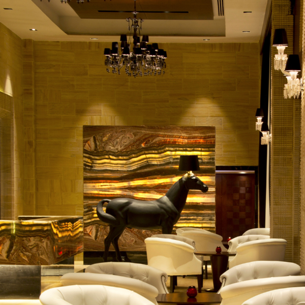 Della Lights Decorative Lights Vita Collection Vita Horse Floor Lamp 95″ LIGH2165