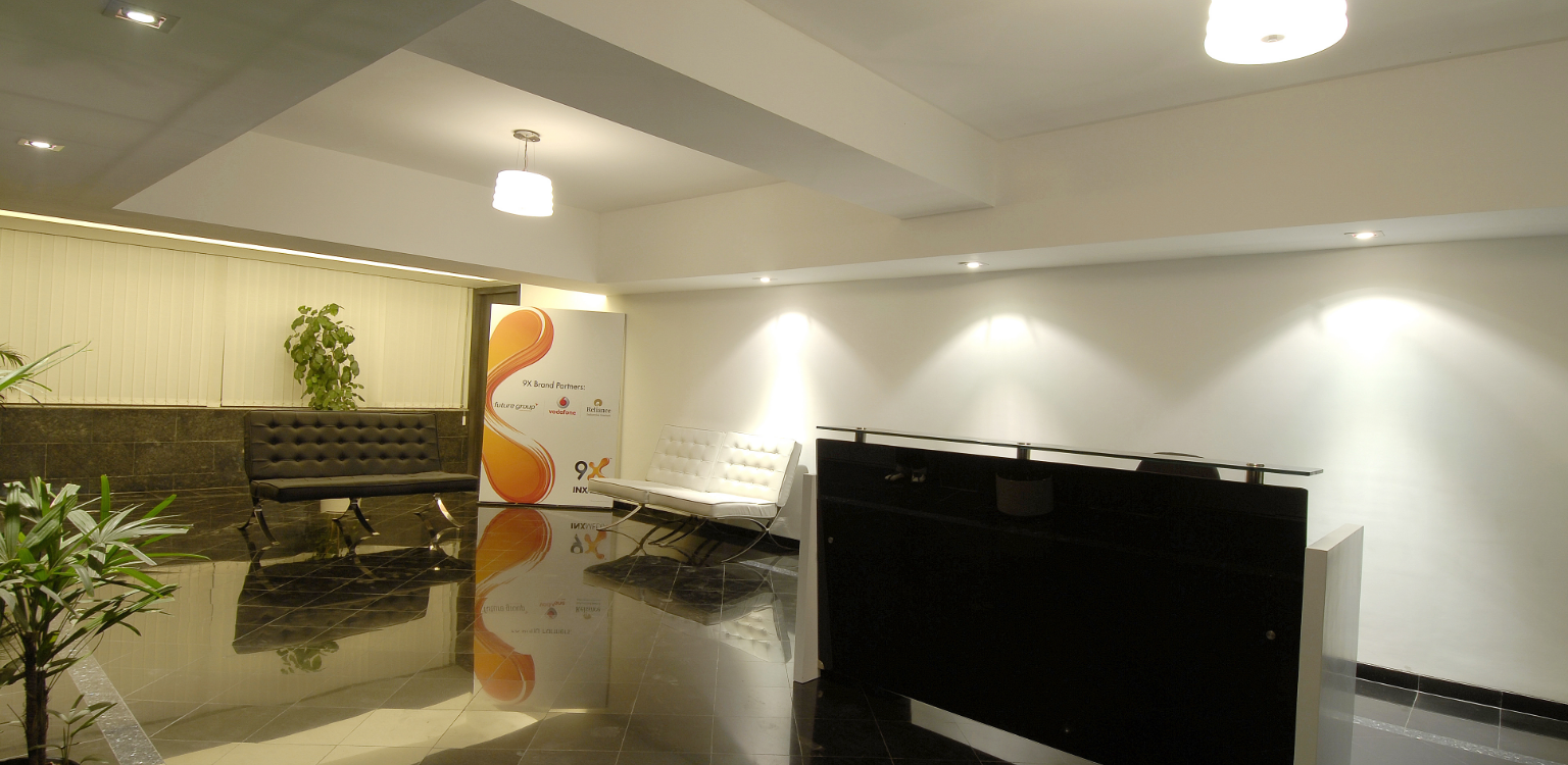 002  Reception Waiting Lounge 1 S3