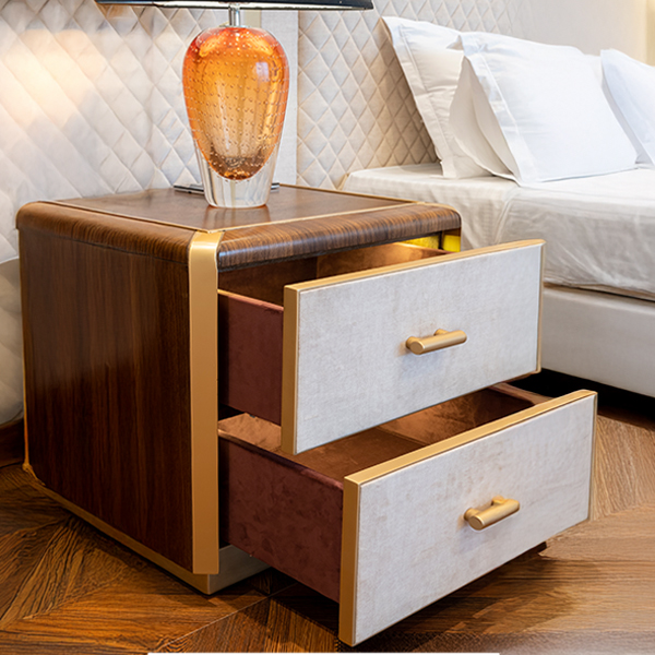 Della Luxury Bedroom Tishtar Collection Bedside table product image