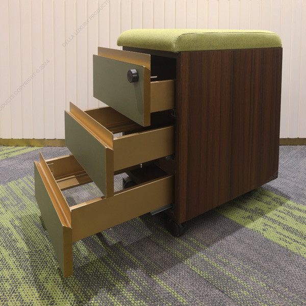 Della Office Furniture Luxury Workstation Pericles Collection thumbnail
