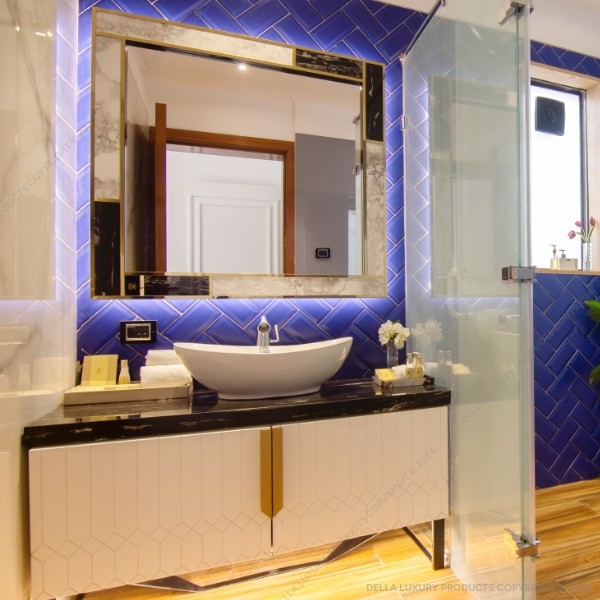 Yelle Vanity Mirror