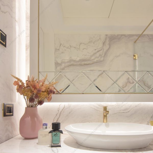 Della Luxury Bathrooms
