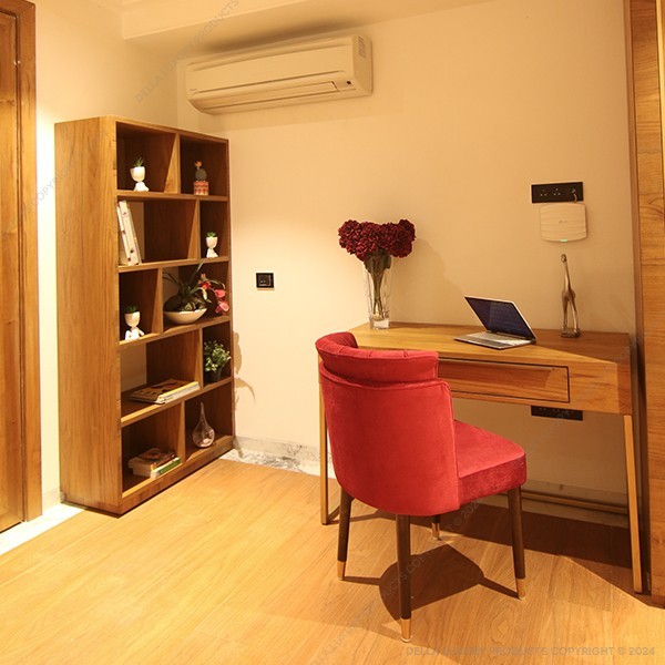 Kerfegar Study Desk