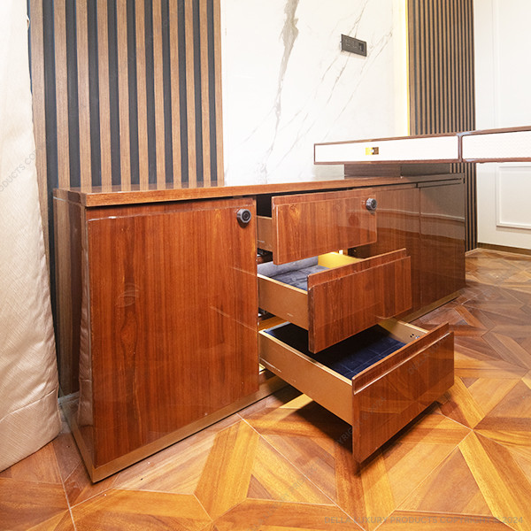 Della office furniture luxury senior management cabin side runner product image thumbnail