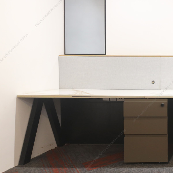 Della Office luxury workstation Solon collection image
