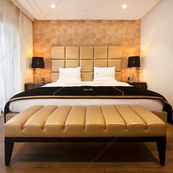 Della Bedrooms Luxury Taroneesh Collection Ottoman Product Image