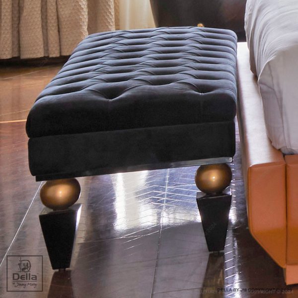Aadaro Ottoman