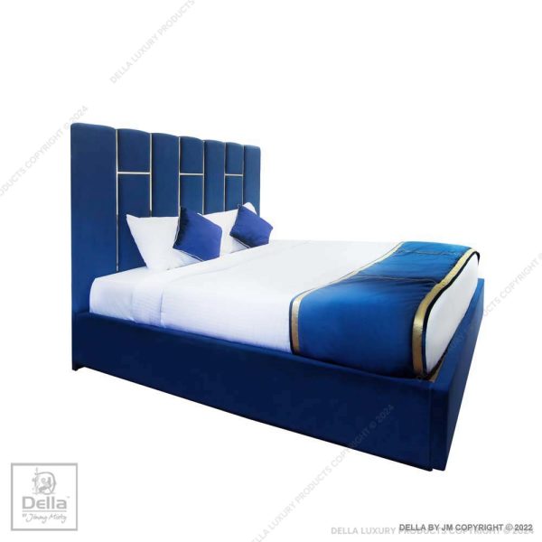 Safana Queen-Size Bed