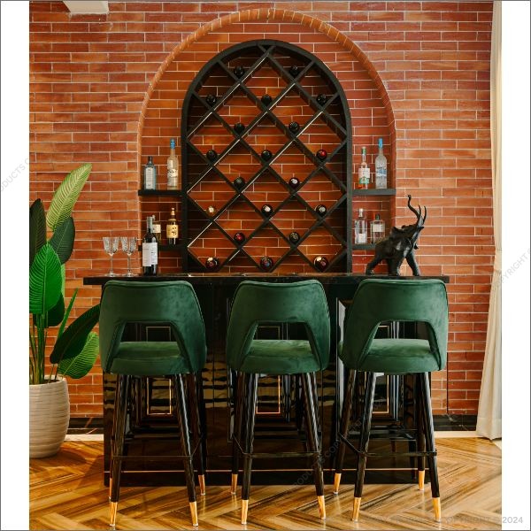Halley Bar Stool