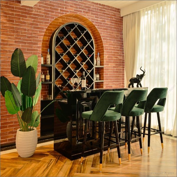 Halley Bar Stool