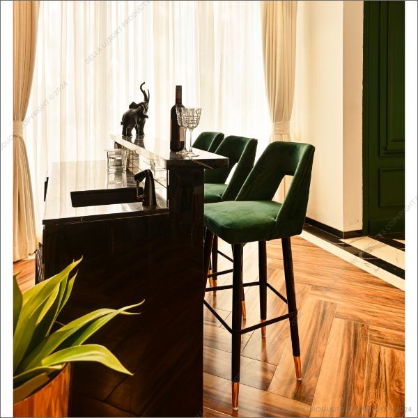 Halley Bar Stool