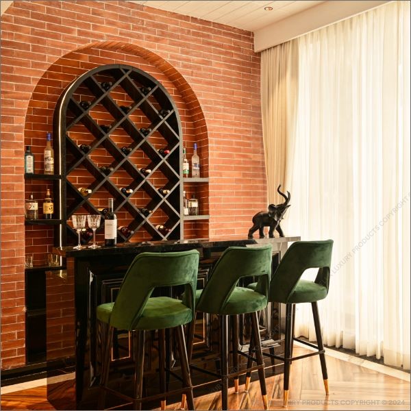 Halley Bar Stool