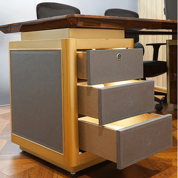 Kgosi Senior Management Desk