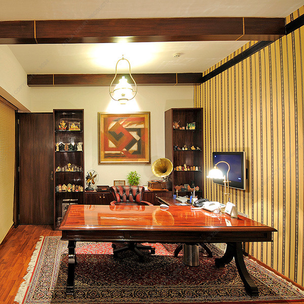Della office furniture luxury senior management cabin valentinian collection product thumbnail