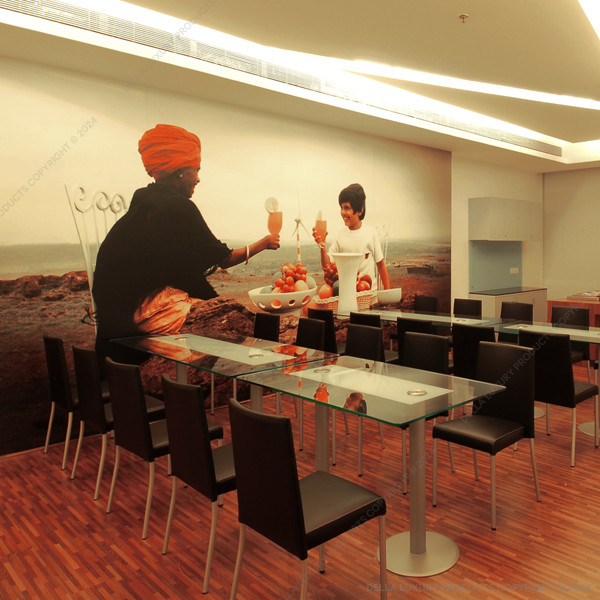 Amina Cafeteria Table