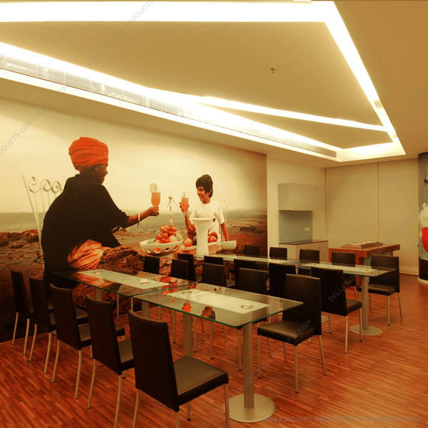 Amina Cafeteria Table