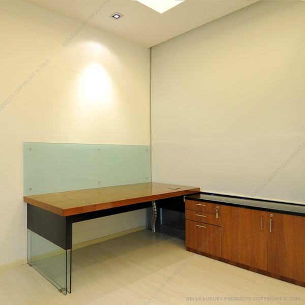 Quincy Executive Cabin Desk
