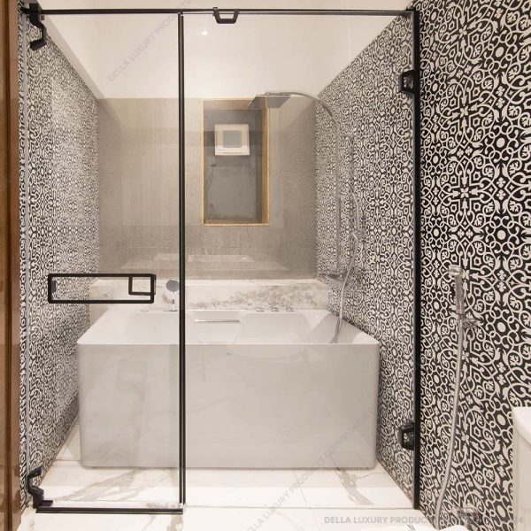 Urbano Carbon Mediterranean Tile