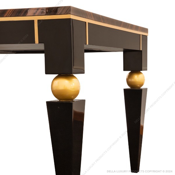 Lothair Senior Management Desk