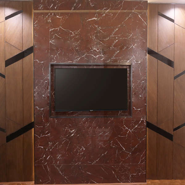 Cranaus T.V panel