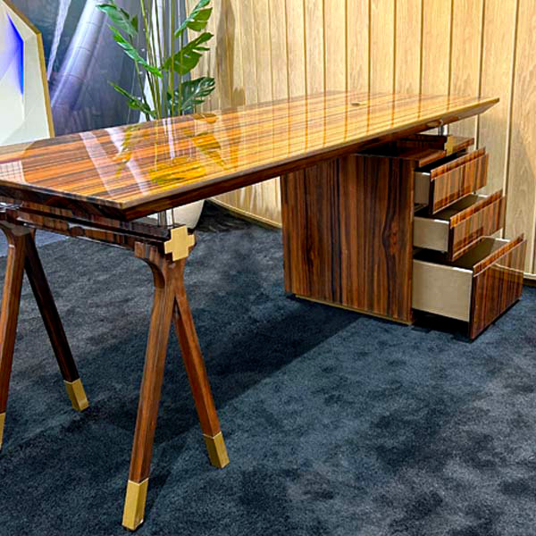 William Executive Cabin Desk