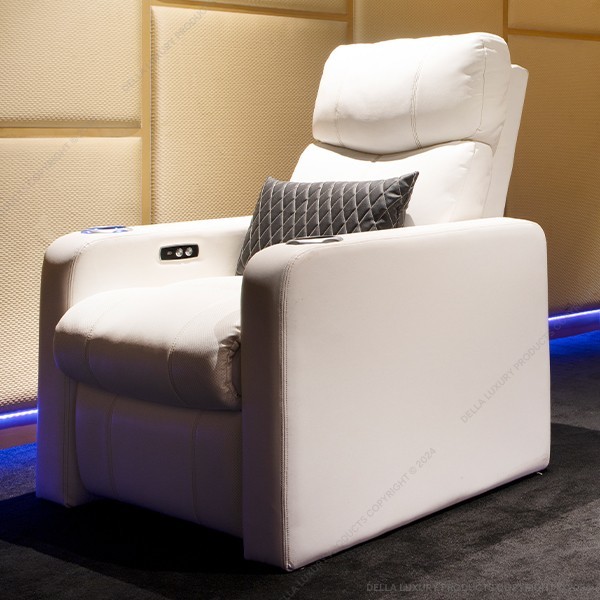 Scar White Recliner