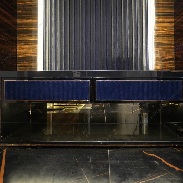 Ardeshir Walk in Wardrobe