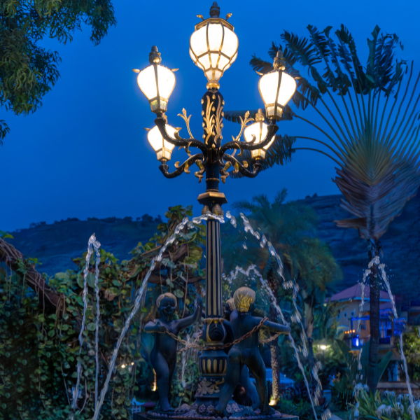 Schlager Lamp Post