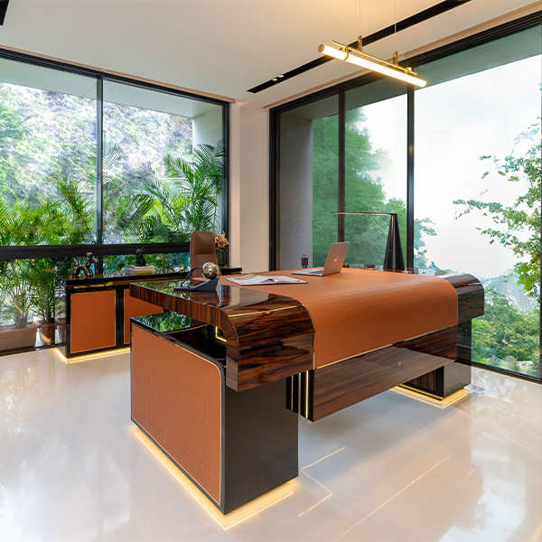 Antiochus Cabin desk