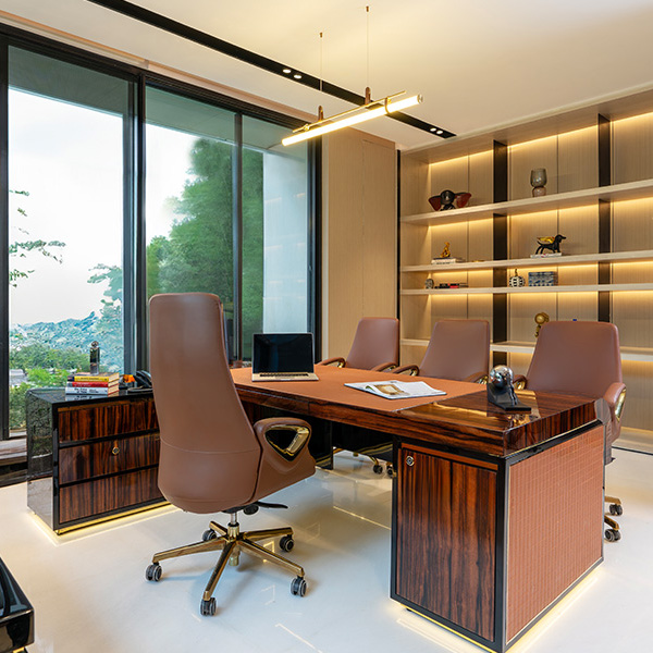 Antiochus Cabin desk