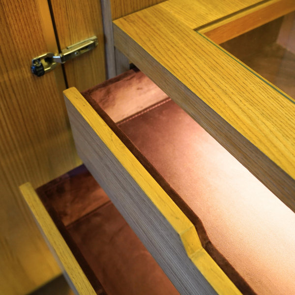 Della Luxury Home Furniture Meenotum Wardrobe HOME-WP-547925 Product Image