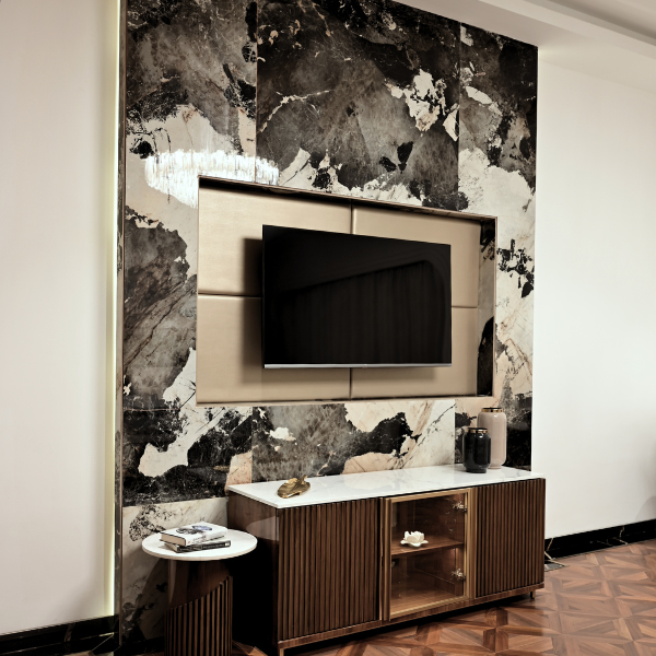 Della Bedrooms Luxury Zora Collection TV Panel Product Image