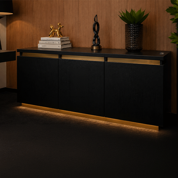 Dara Credenza