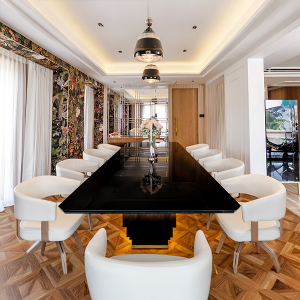 Kuhan Dining table