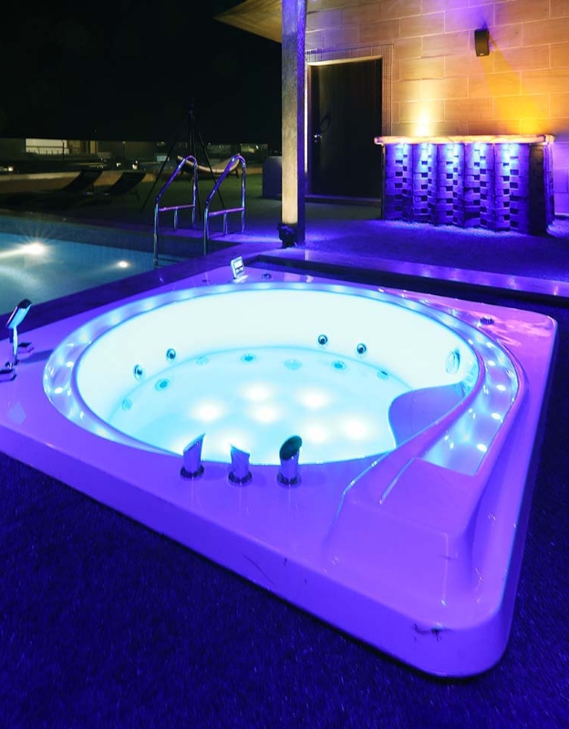 Ambiente Collection | Della Luxury Jacuzzis