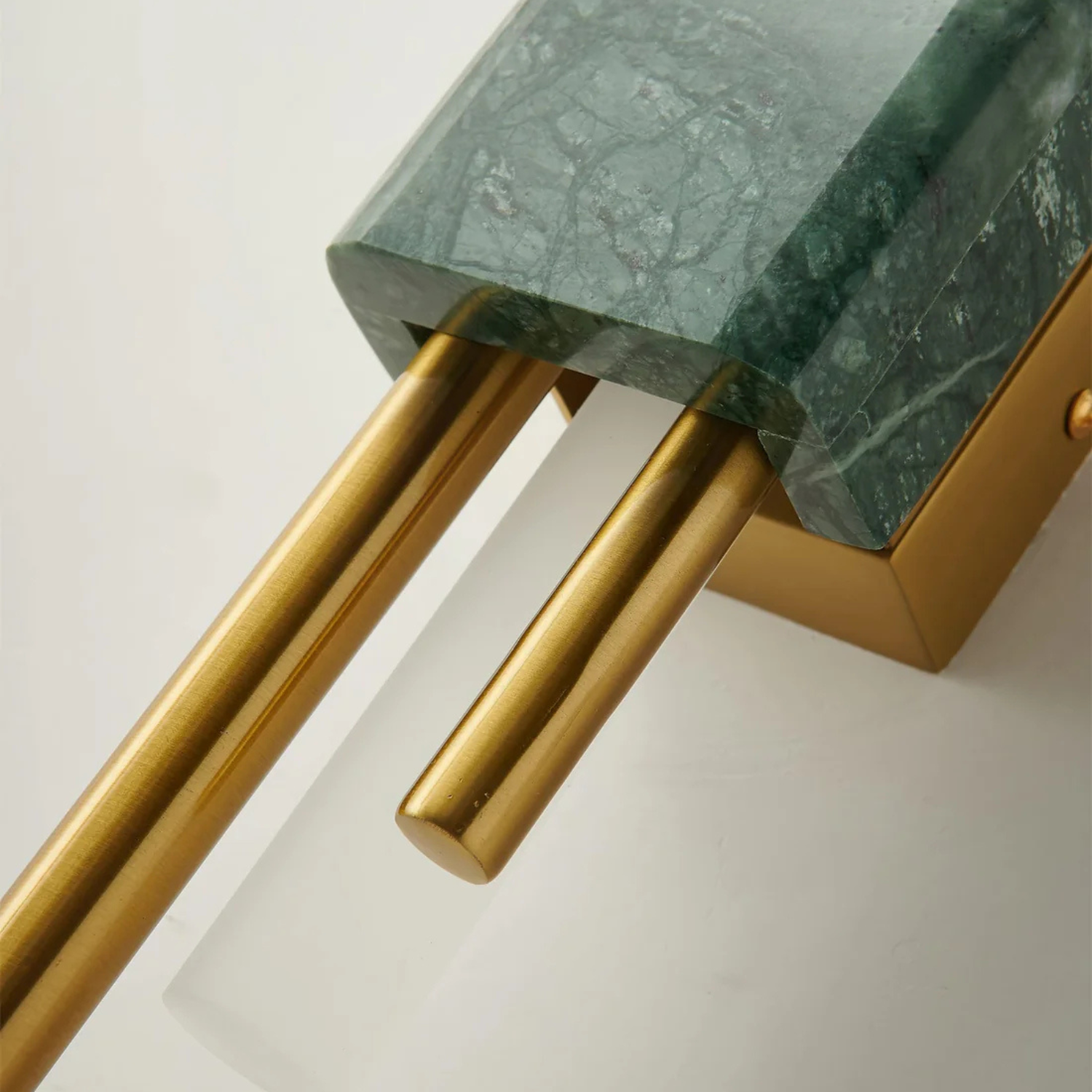 Saxora Marble Wall Lamp