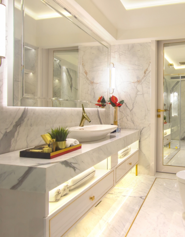 Calle Collection | Della Luxury Vanities & Mirrors