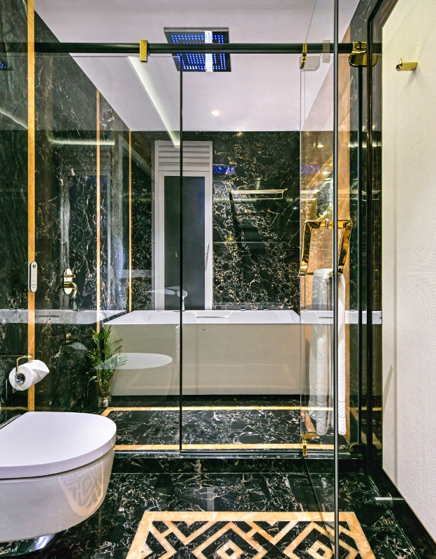 Edoardo Collection | Della Luxury Shower Cubicles
