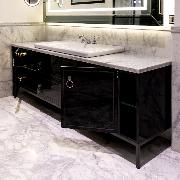 Della Luxury Bathrooms Kuhan Collection Floor Standing Single Vanity
