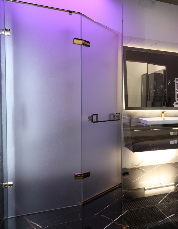 Nicolas Collection | Della Luxury Shower Cubicles